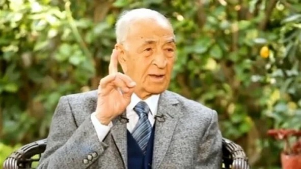 الاتحاد المصري لكرة القدم ينعي الإذاعي فهمي عمر 